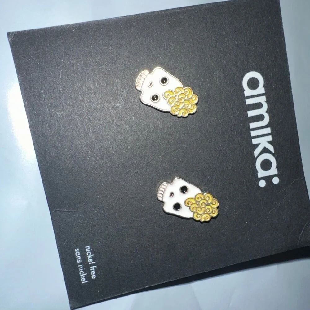 amika earrings‎ skull sugar earrings hair care